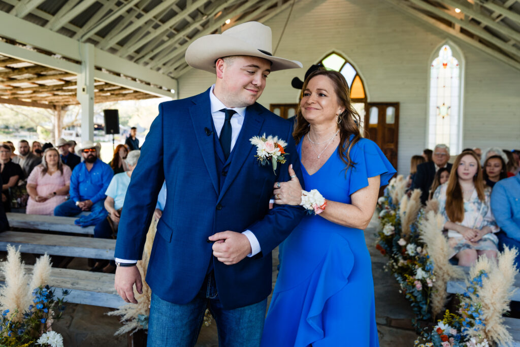 Spring wedding at Gruene Estate in Gruene, TX. Photography by Shannon Cain Photography